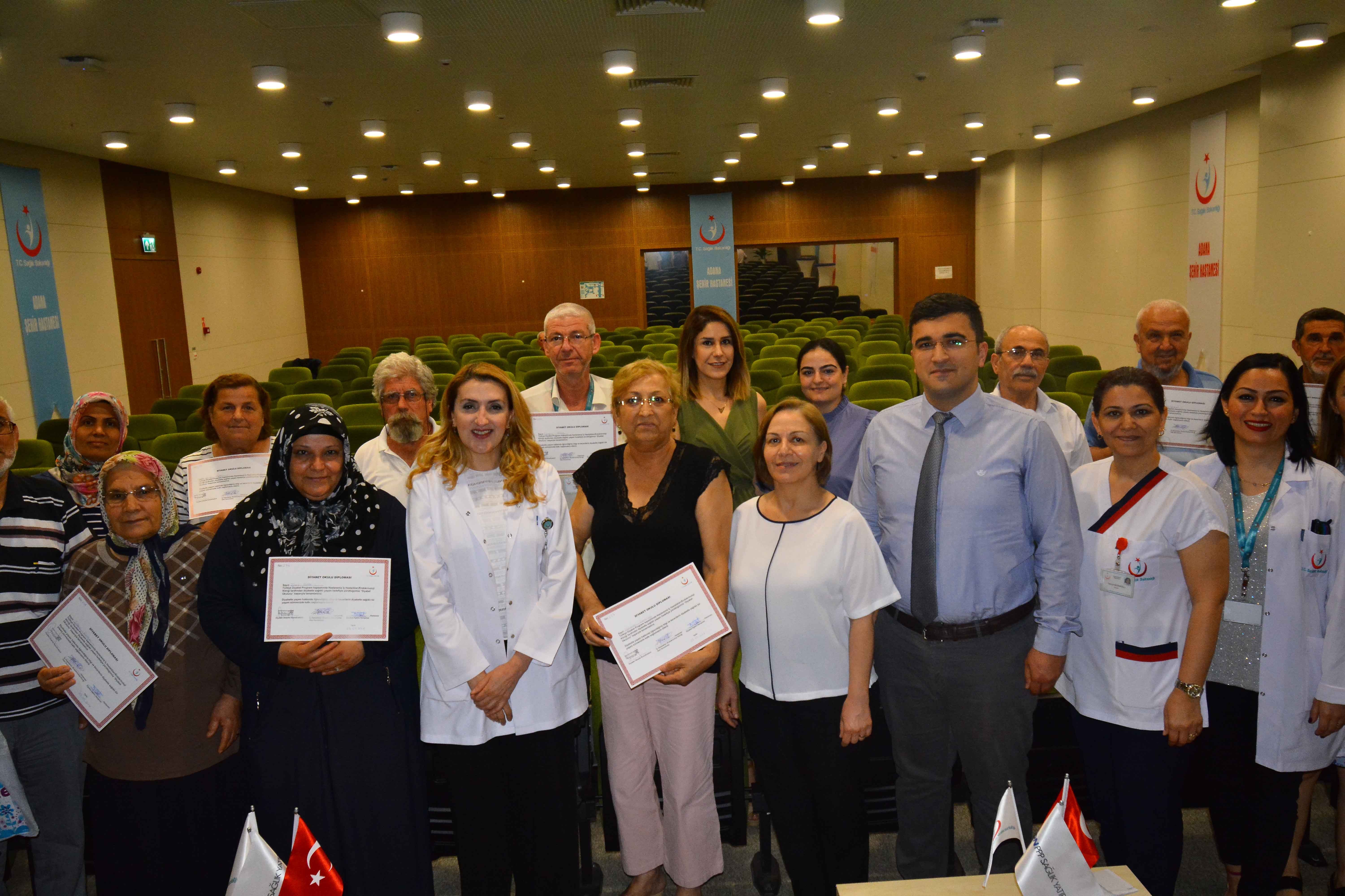 Şehir Hastanesi’nin ‘Diyabet Okulu’nda hastalar bilinçlendiriliyor