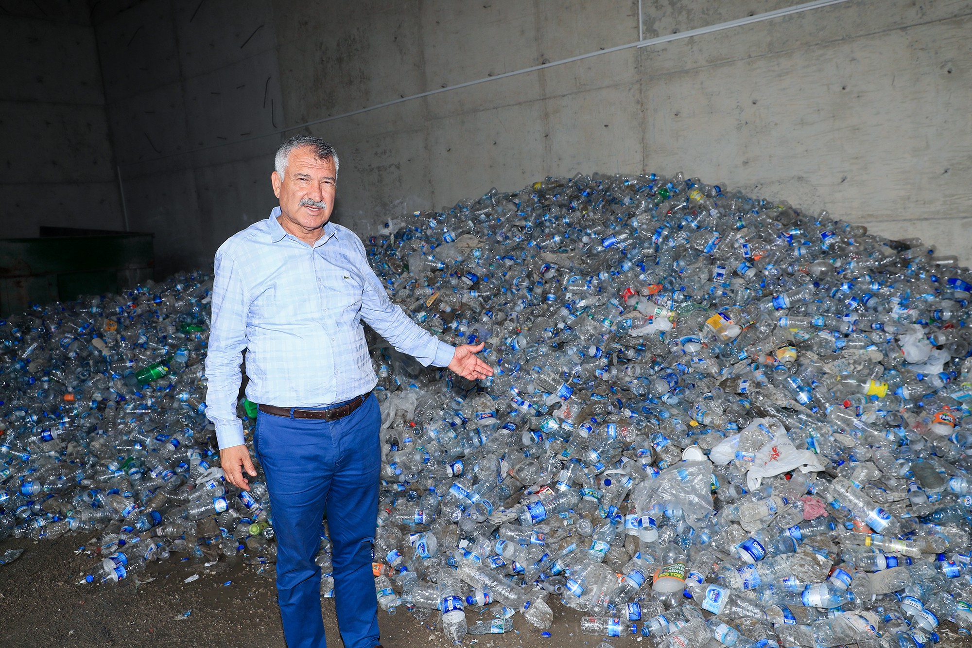 Atık pet şişeler geri dönüşecek