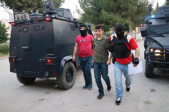 Adana’da PKK, PYD/YPG operasyonu: 15 gözaltı