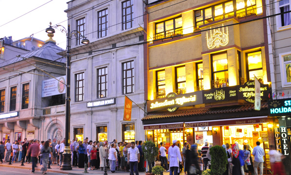 Sultanahmet Köftecisi’nden Ramazan rekoru
