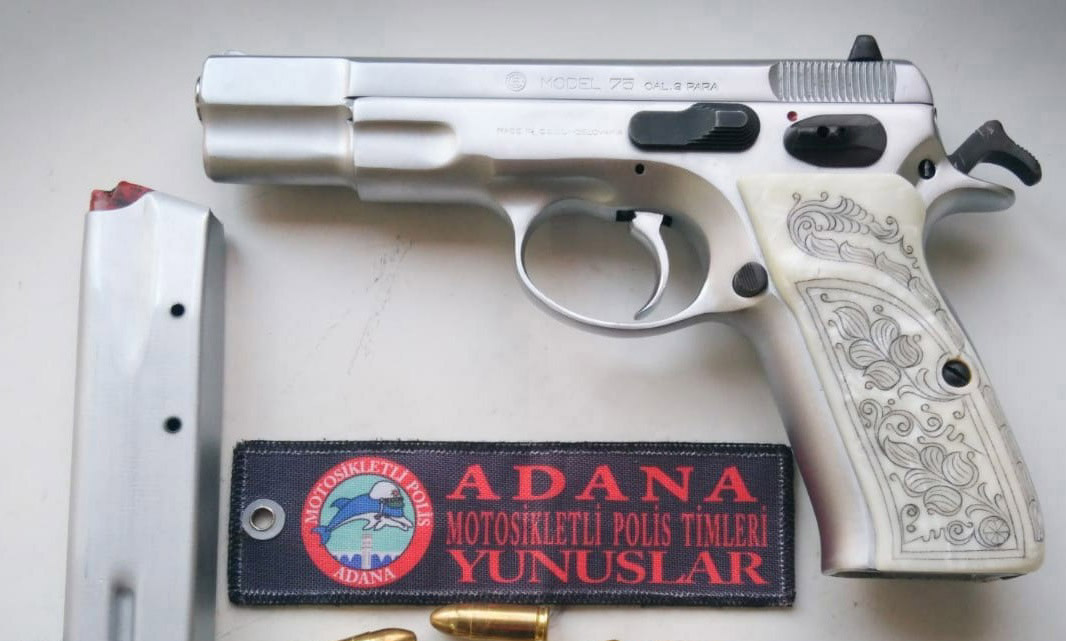 Ruhsatsız tabancalara geçit yok
