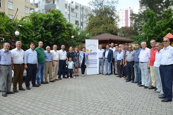 Siyasetçilerin ziyaret mekânı DASEV