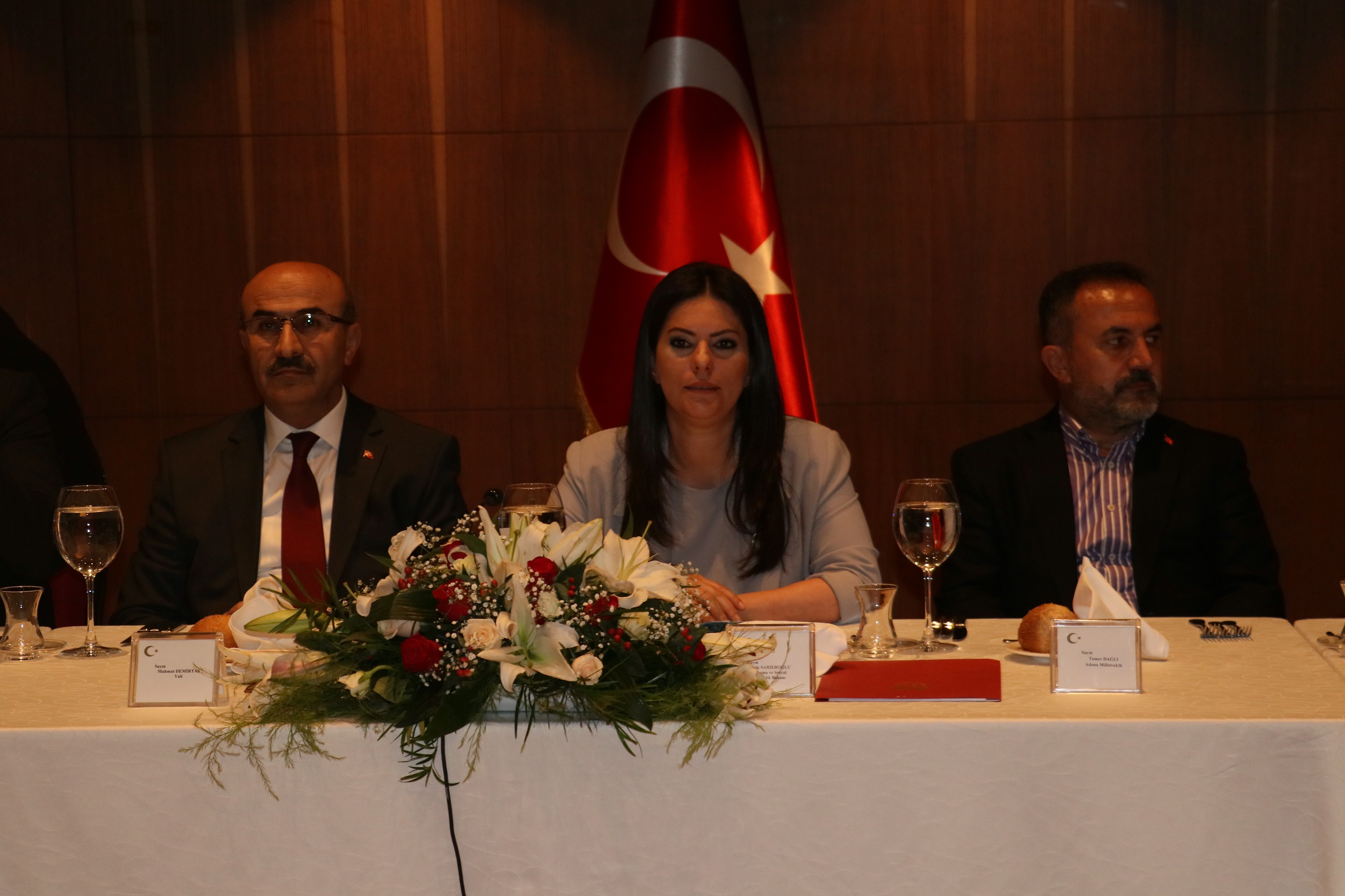 Sarıeroğlu, kongre öncesi Adana Demirspor’un sorunlarını dinledi