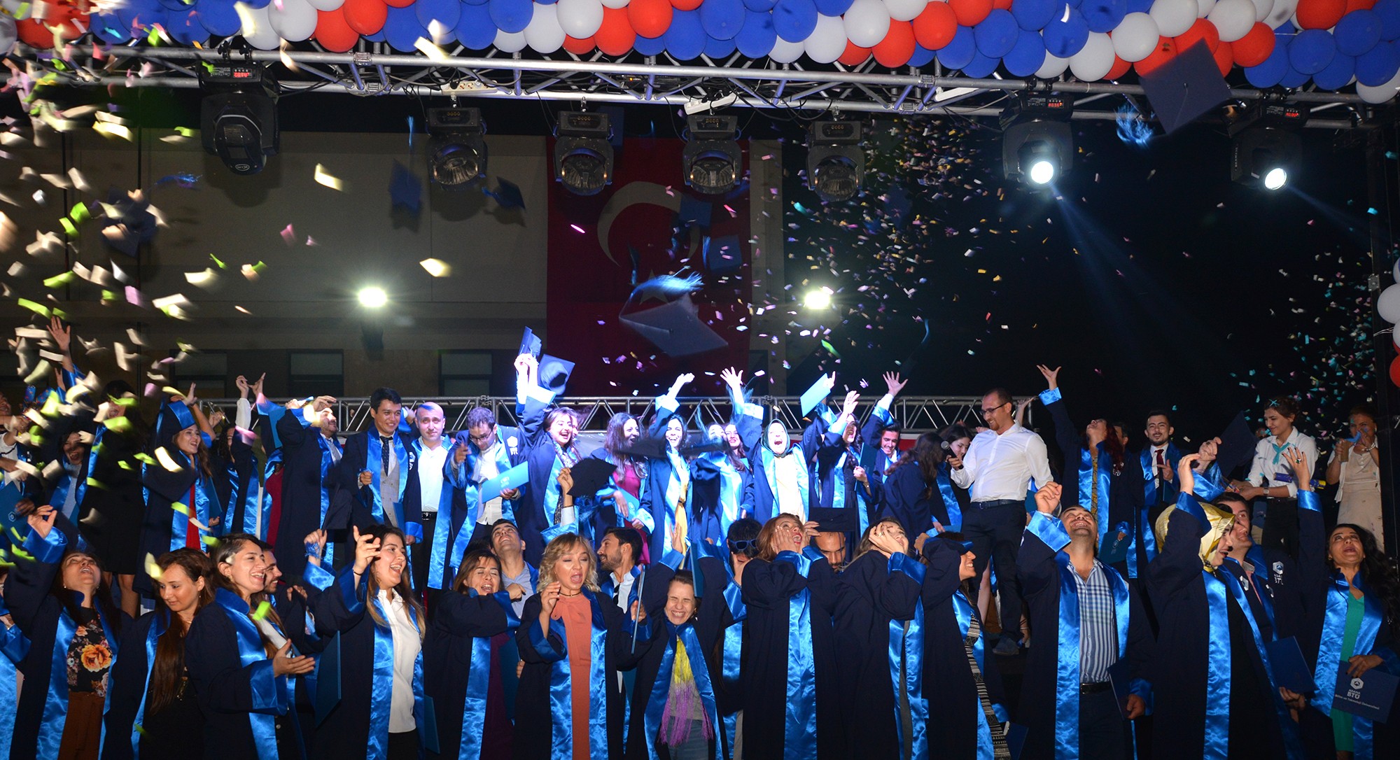 Adana BTÜ’de mezuniyet sevinci