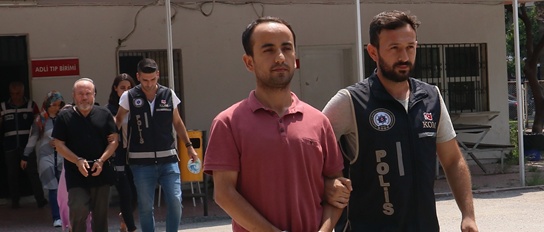 FETÖ’nün üst düzey yöneticilerine darbe