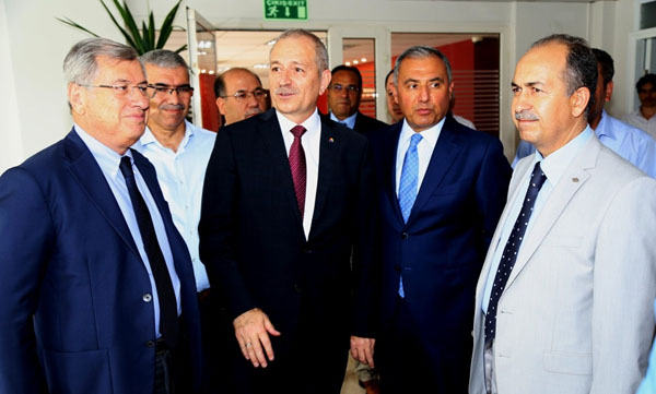 Milli İradeye Saygı Platformundan TRT'ye destek ziyareti