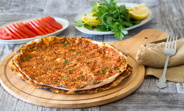 Adana 6 ayda 14 bin adet lahmacun siparişi verdi