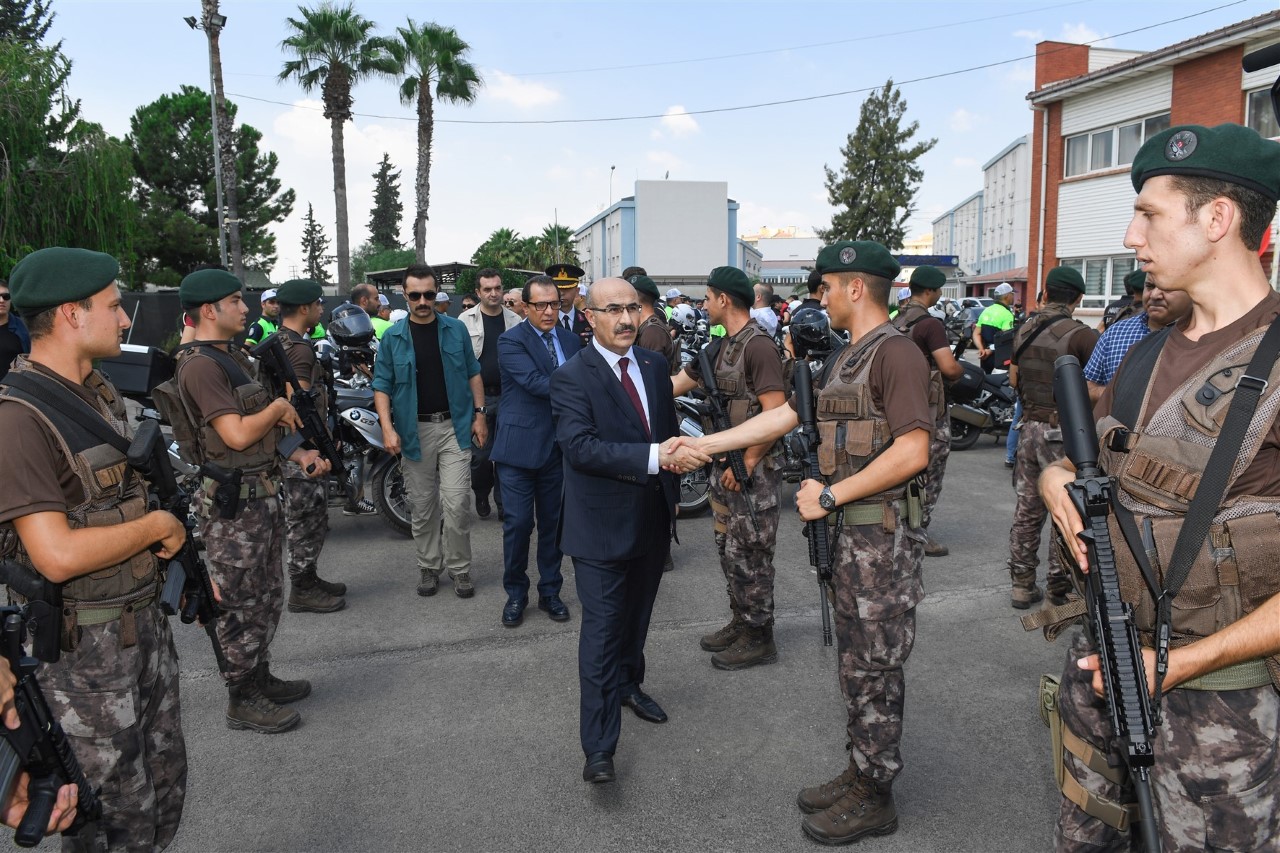 Vali Demirtaş, bayram kutladı