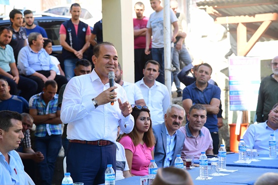 Sözlü'den erken seçim startı gibi bayramlaşma