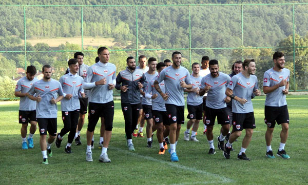 Adanaspor’un üçüncü etap kampı Bolu Abant’ta başladı