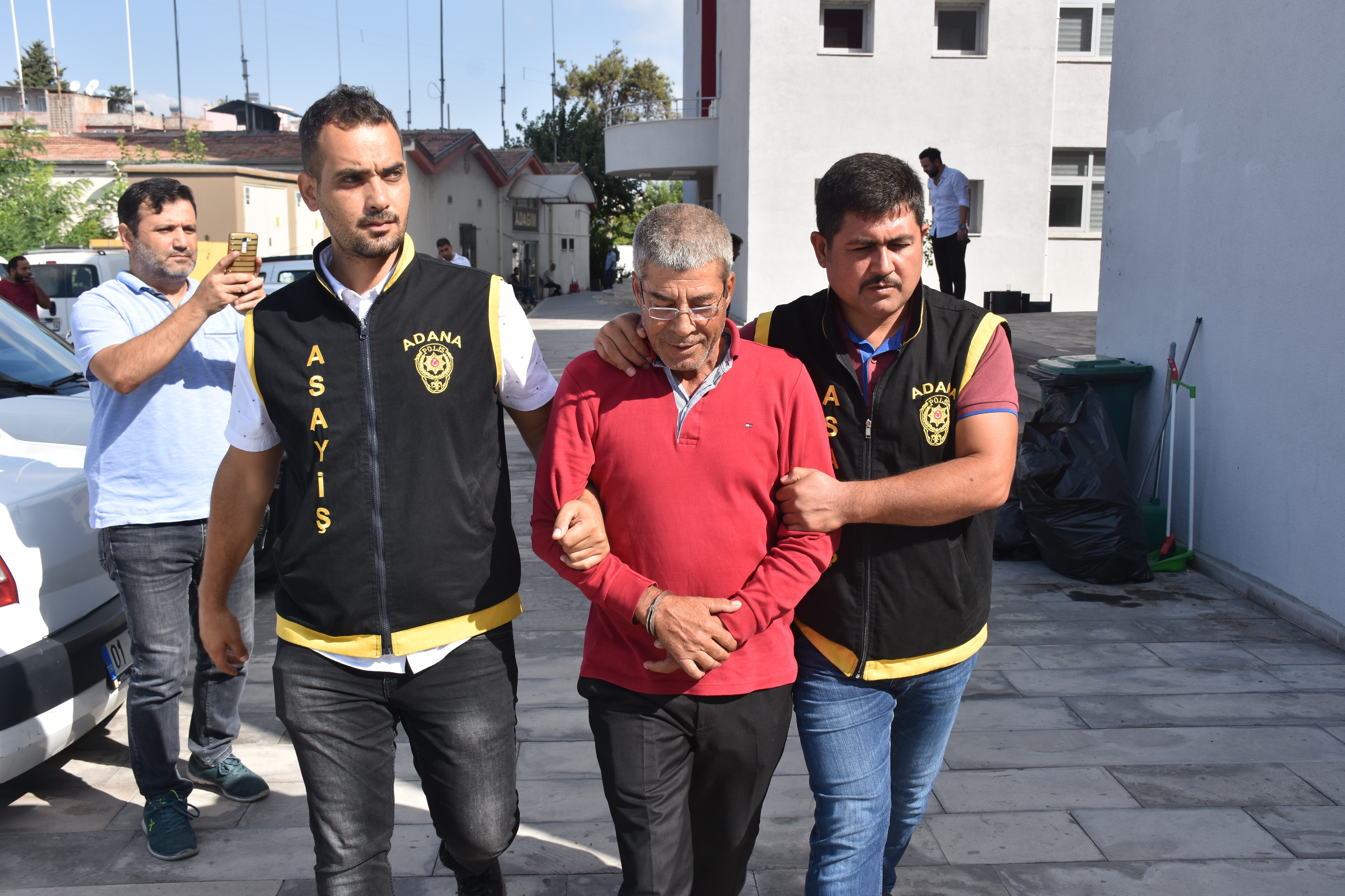 Çocuk dolandırıcısı Titrek Ayhan'ı