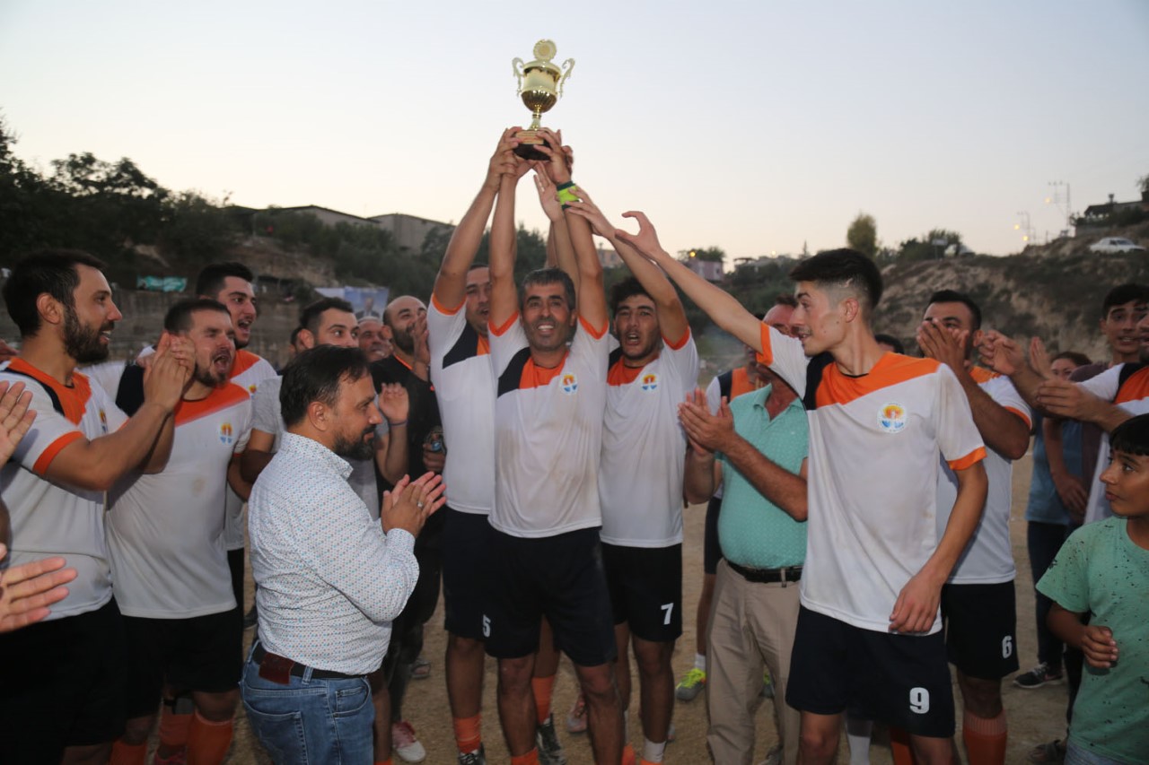 Sarıçam’da futbol heyecanı zirve yaptı