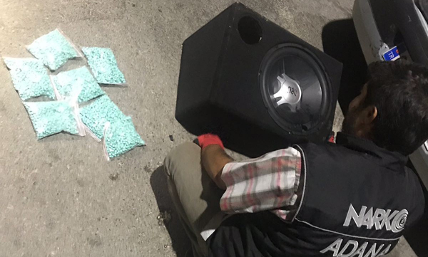 Ses sisteminden 8 bin uyuşturucu hap çıktı