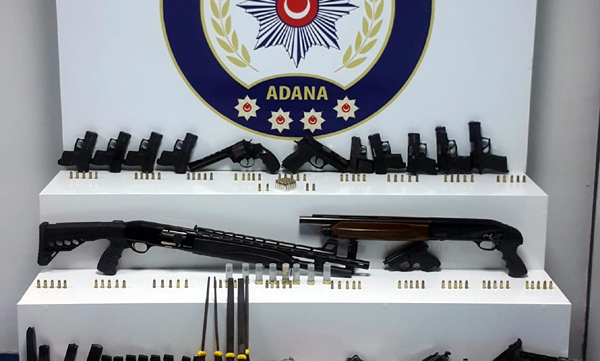 Posta kutusunda silah kaçakçılığı