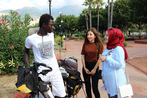 Ndiaye, Türk insanına ve Türkiye’ye hayran kaldı