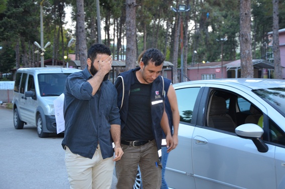 Adana'da FETÖ operasyonu