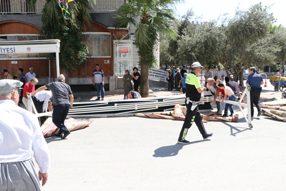 Namaz sırasında kaza: 3 yaralı