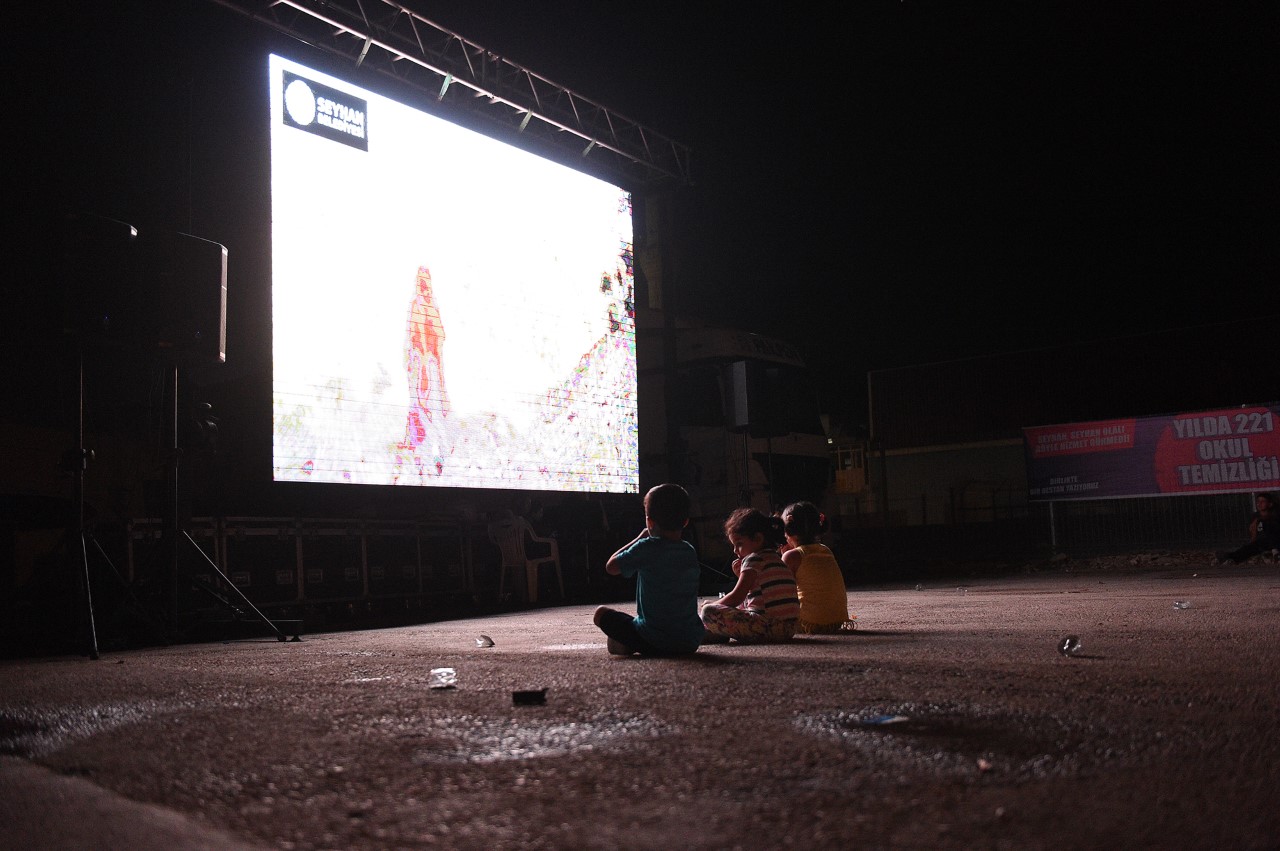 Sonbaharda Yazlık Sinema Keyfi