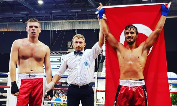 Adanalı Mahsum Teker kick boksta dünya şampiyonu oldu