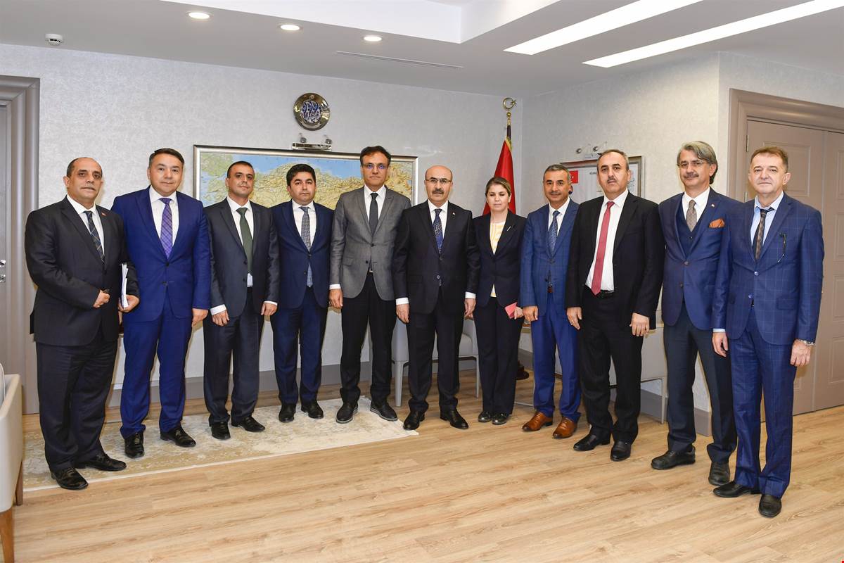 Sağlıkçılardan Vali Demirtaş'a ziyaret