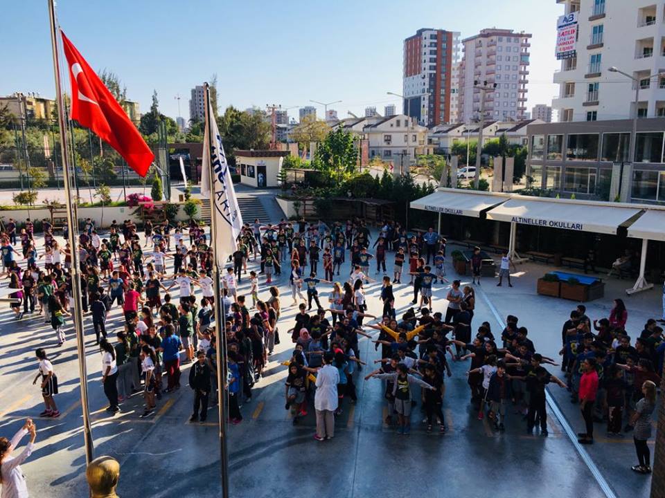 Altıneller 29 yaşında
