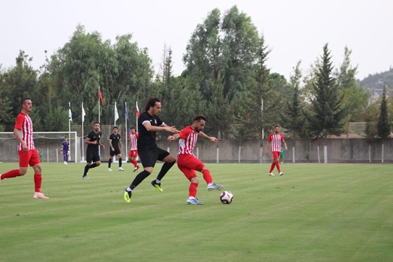 Kozan Belediyespor evinde mağlup: 0-2