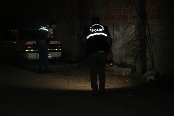 Silahlı kavgada vuruldu