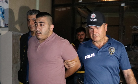 Çete lideri kıskıvrak yakalandı!