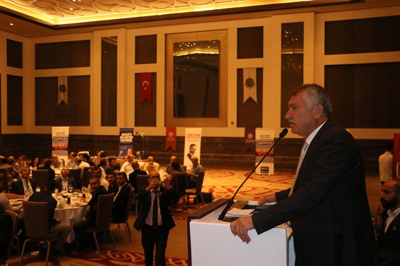 Karalar'dan hizmet yapmanın formülü