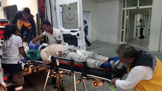 Adana’da iki ayrı trafik kazası: 8 yaralı