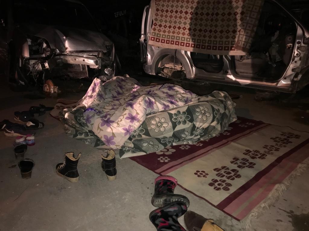 Adanalı aileye çevre halkı sahip çıktı