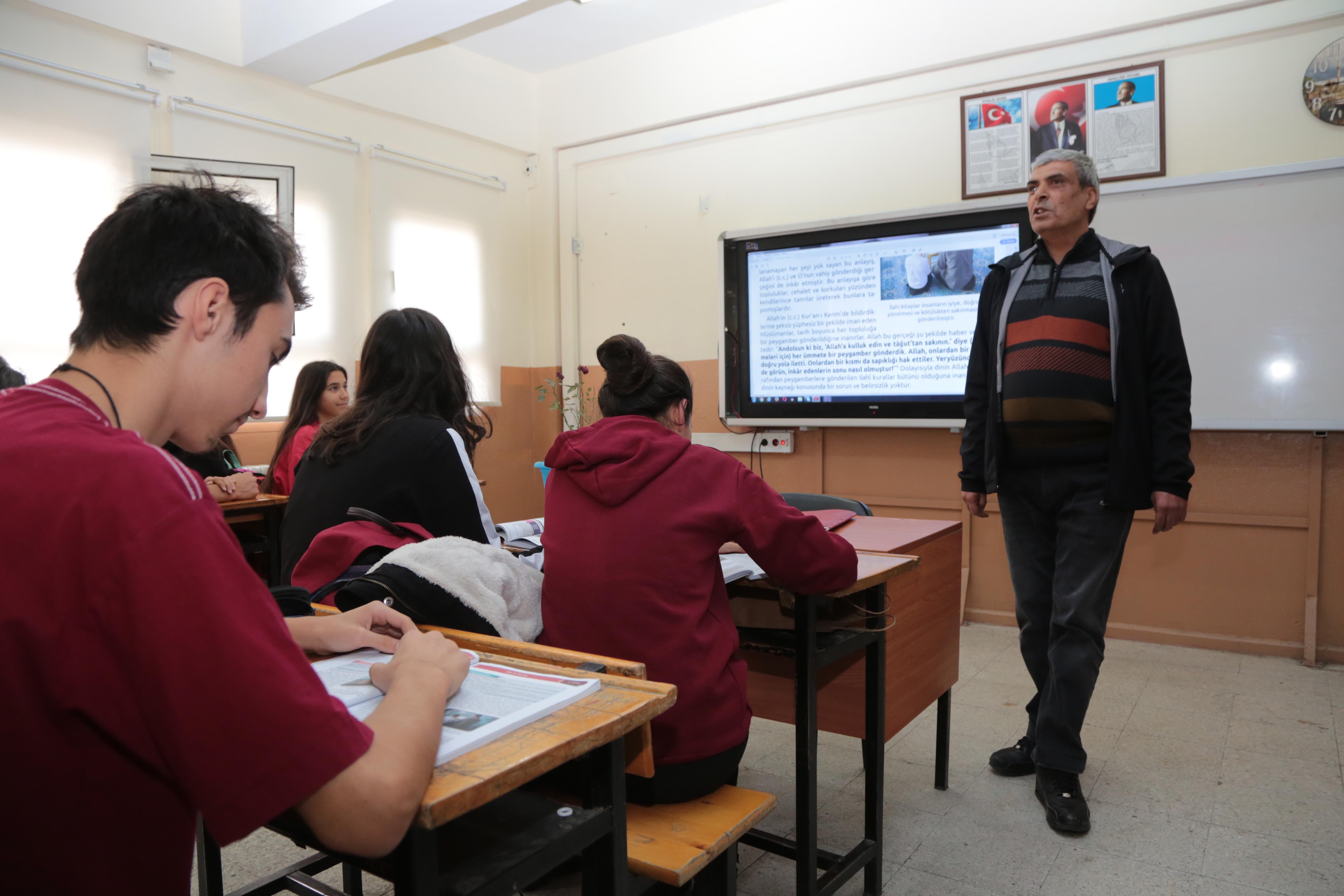 Görme Engelli öğretmenin fedakarlığı