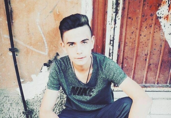 Parkta fotoğraf çektirdiği için öldürüldü