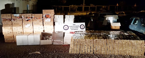 Tırdan 600 bin liralık kaçak sigara çıktı