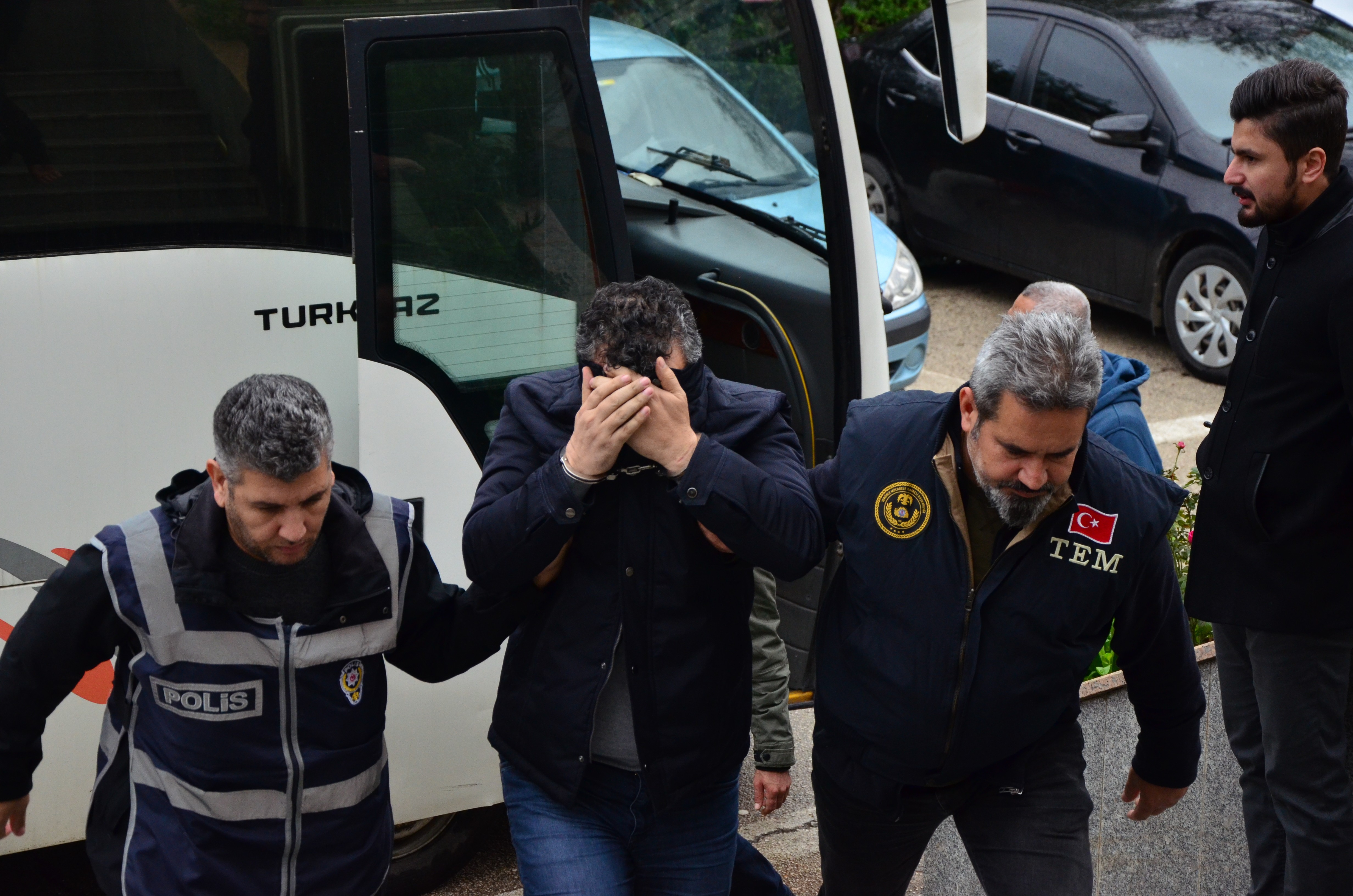 Tefecilikten yakalanan CHP'li başkan adliyeye sevk edildi