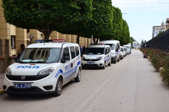 Adliyeden kaçtı