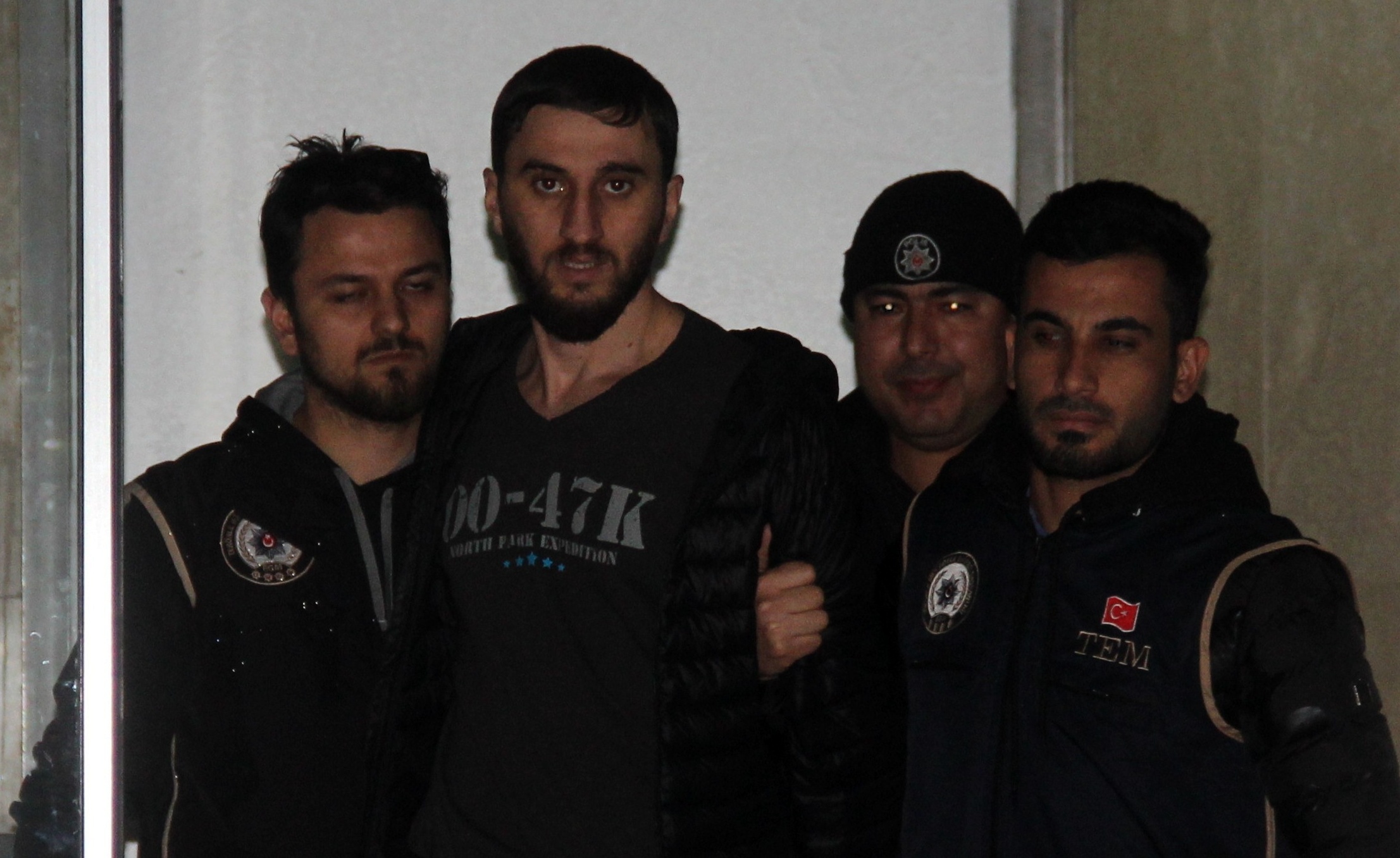 X-ray cihazından geçebilen canlı bomba yeleği yapmış