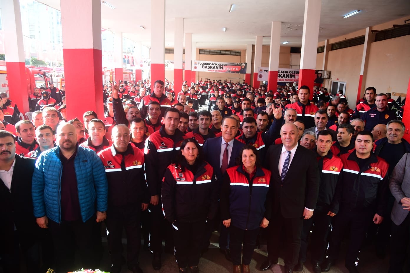 Sözlü:”Adana itfaiyesinin teçhizatı tam, çalışanları fedakar”