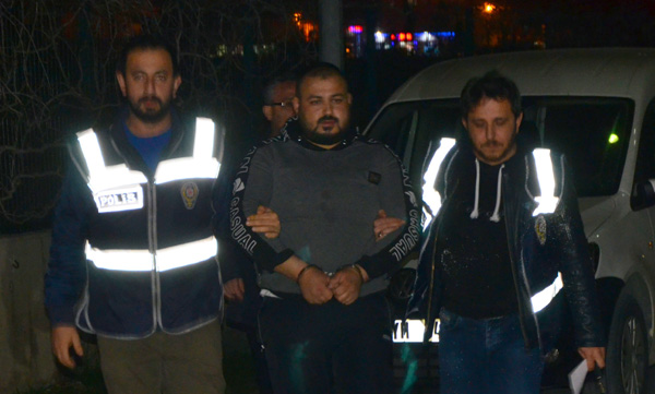 Önce demir çubukla dövdüler, sonra boğazını keserek öldürdüler