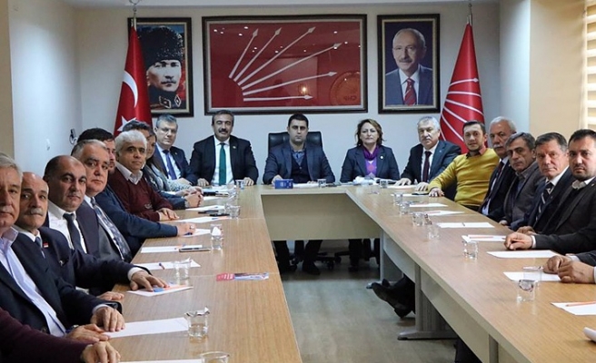 Çukurova’da ön seçim iptali tepkisi