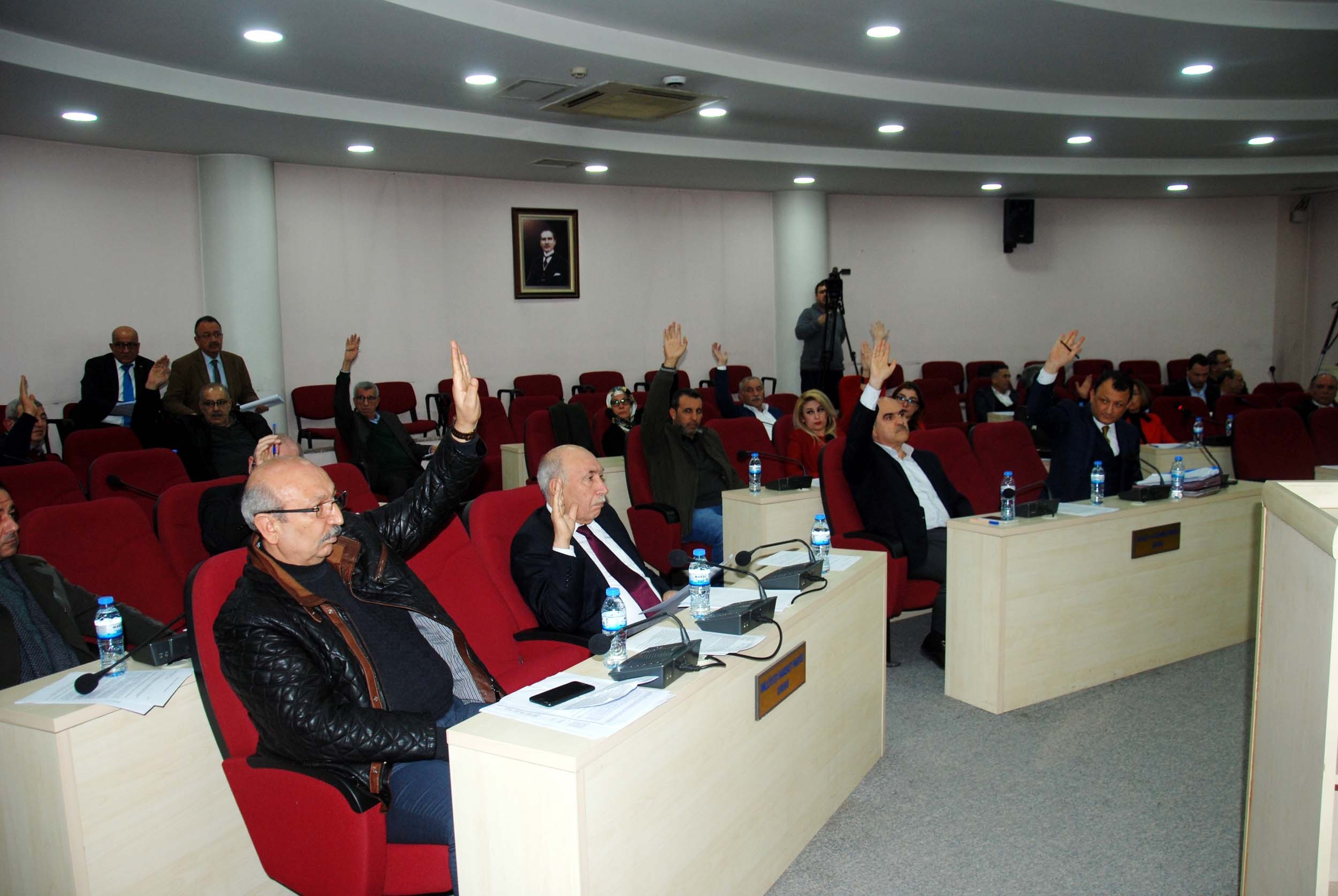 Seyhan Belediye Meclisi’nde AK Parti-MHP ittifakı
