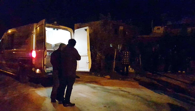 Soba yakarken kendini yaktı