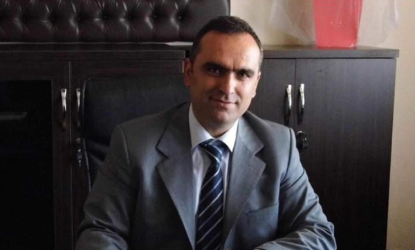 Anadolu lisesi eski müdürü ahırda ölü bulundu