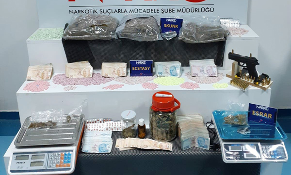 Adana'da torbacı operasyonu