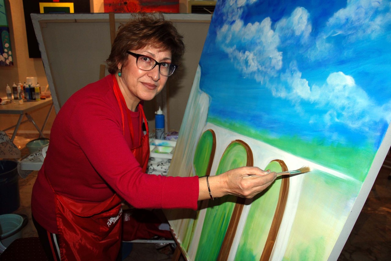 Ressam Hülya Sezgin Varda Köprüsü’nü çizdi