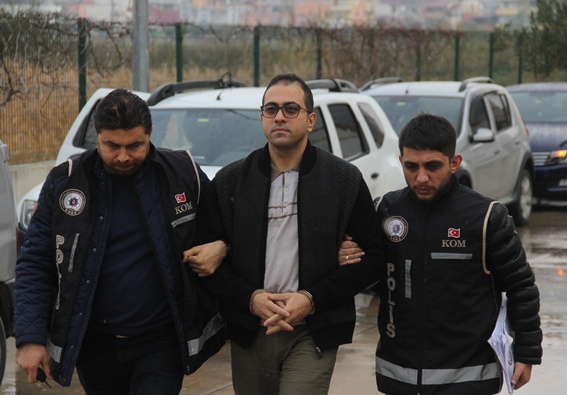 FETÖ'nün Adana il imamı yakalandı