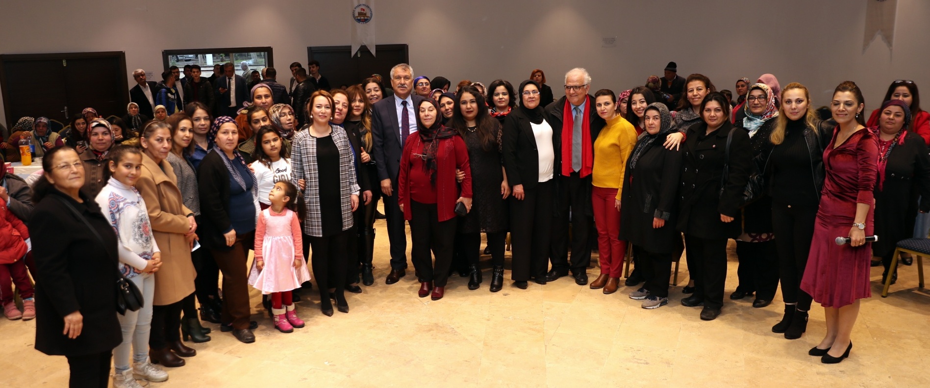 KOZAN KARALAR’I BAĞRINA BASTI