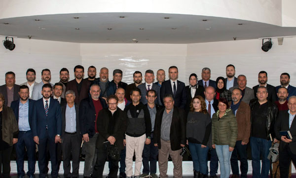 Fikret Yeni, basın mensupları ile buluştu