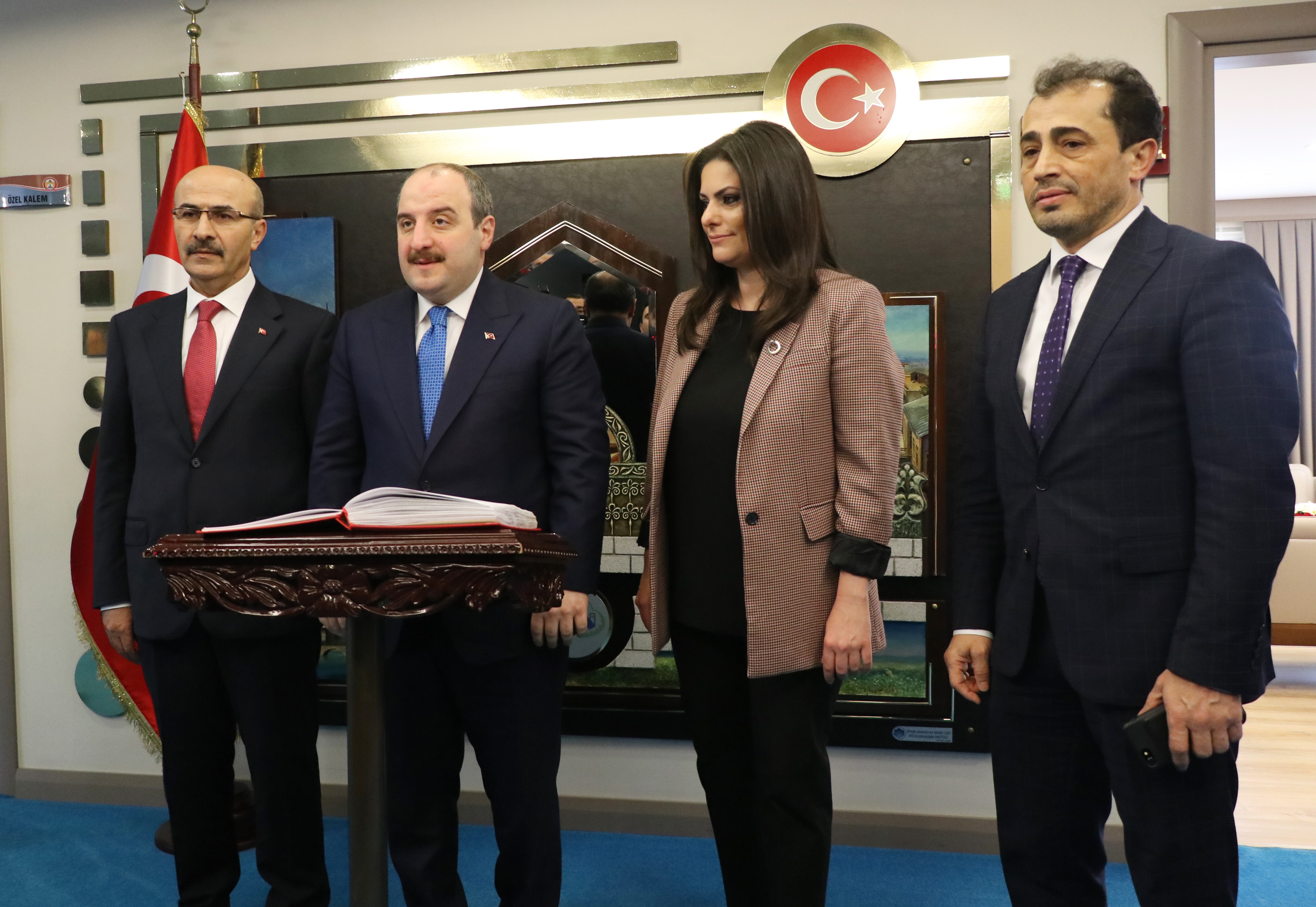 Bakan Varank Adana'da