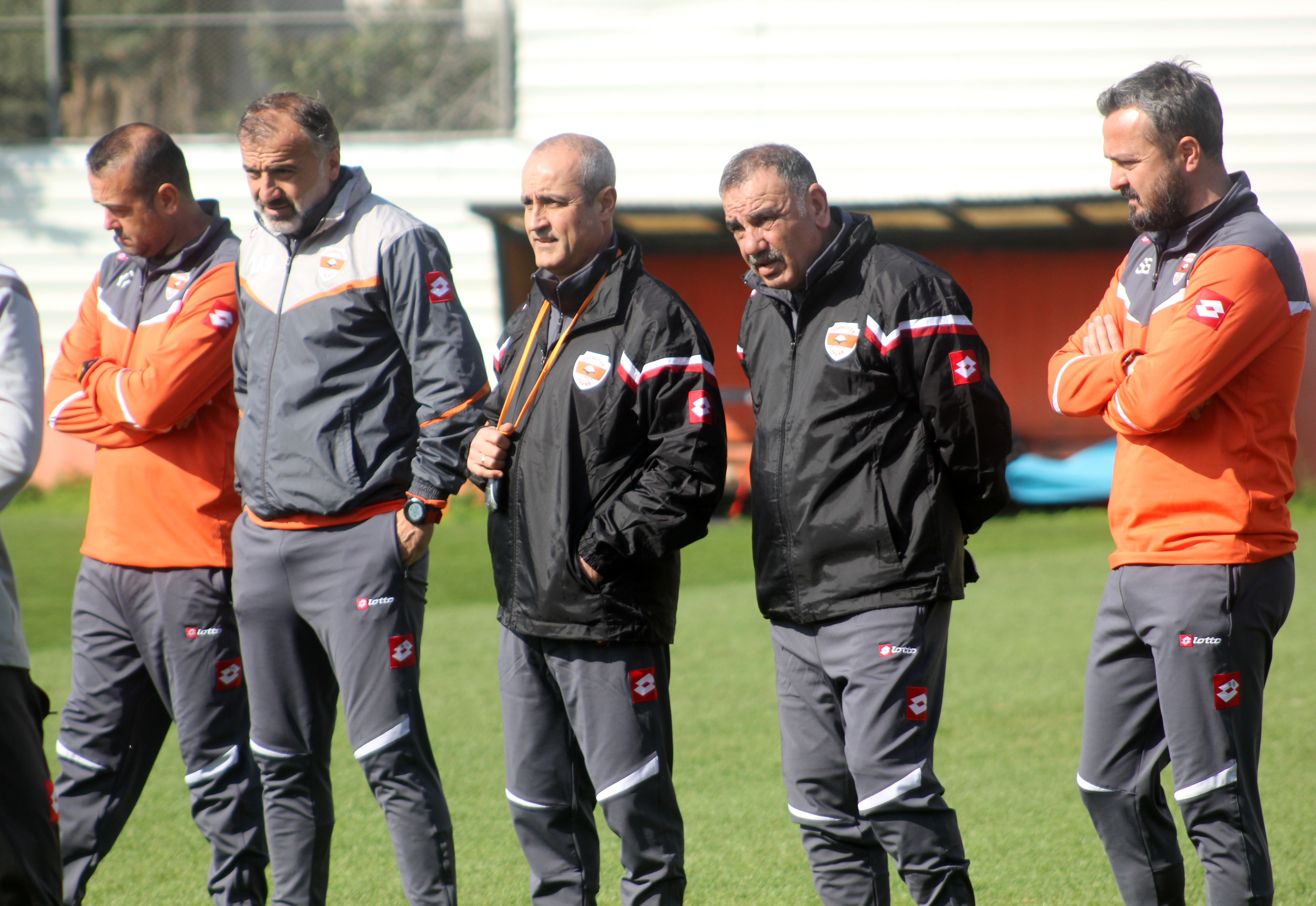 Adanaspor'da nöbetçi hoca görev başında